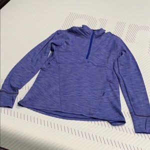 🍋 Lululemon half zip top